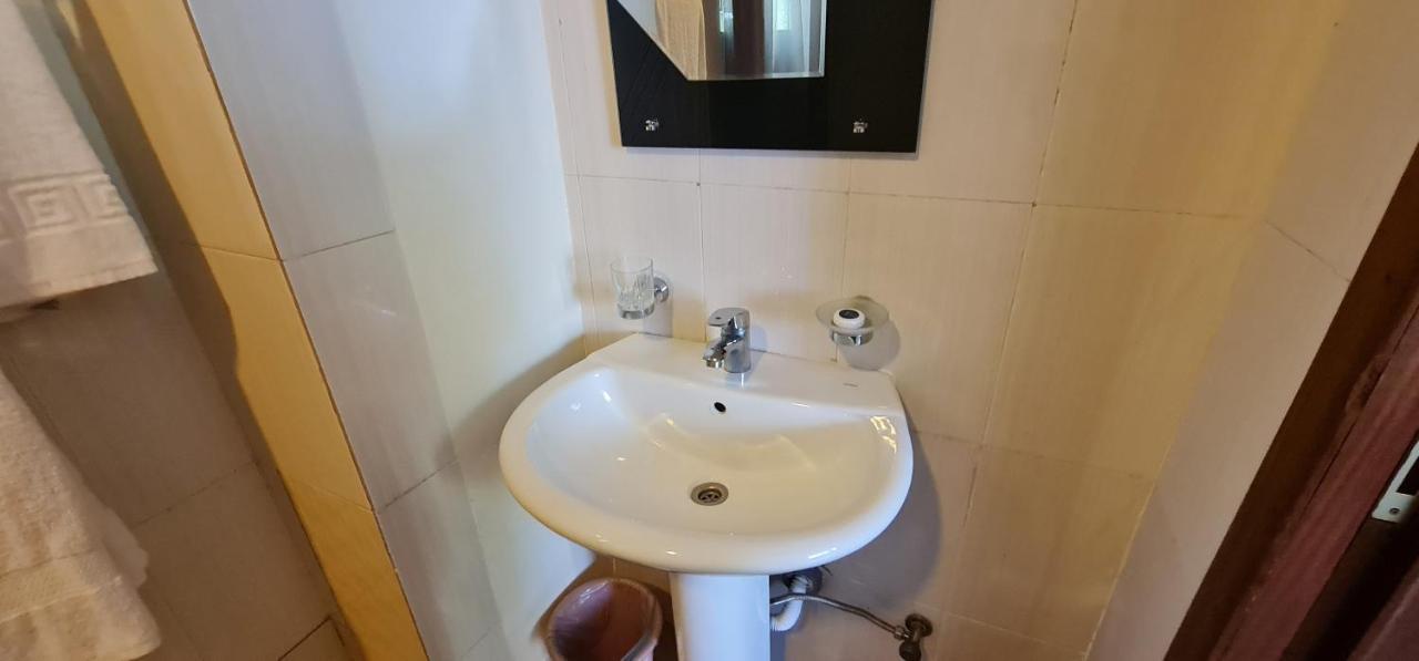 Traveller'S Stay Kigali Exteriör bild